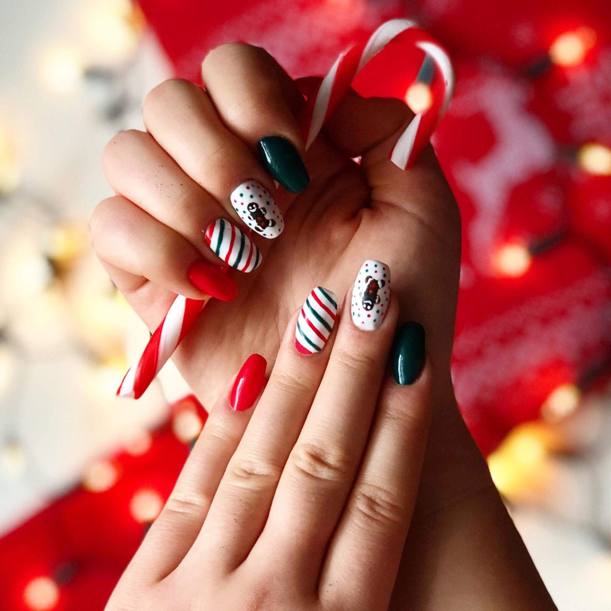 Clean Visual Idea Clean Visual Idea β Winter Party Nails
