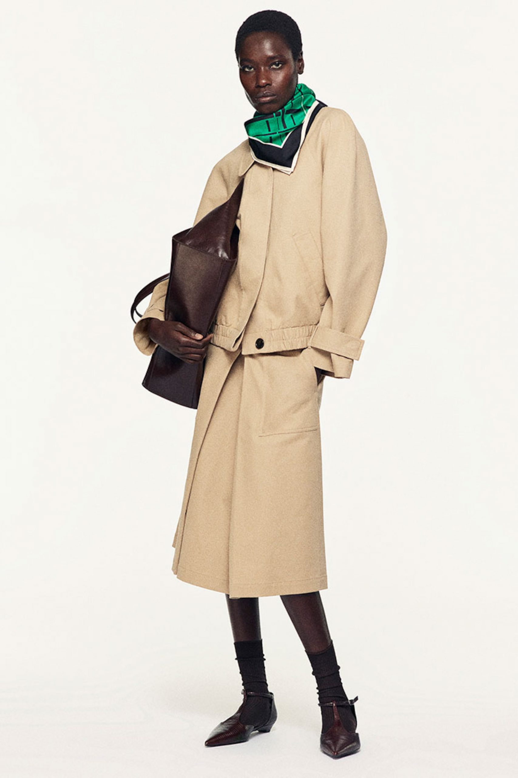 Beige Cropped Jacket with A-Line Skirt and Scarf Beige Cropped Jacket with A-Line Skirt and Scarf β Winter to Spring Transition Outfits