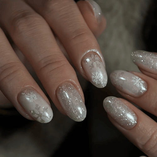 Snowflake Glitter Oval Nails Snowflake Glitter Oval Nails β Holiday Nails 2026