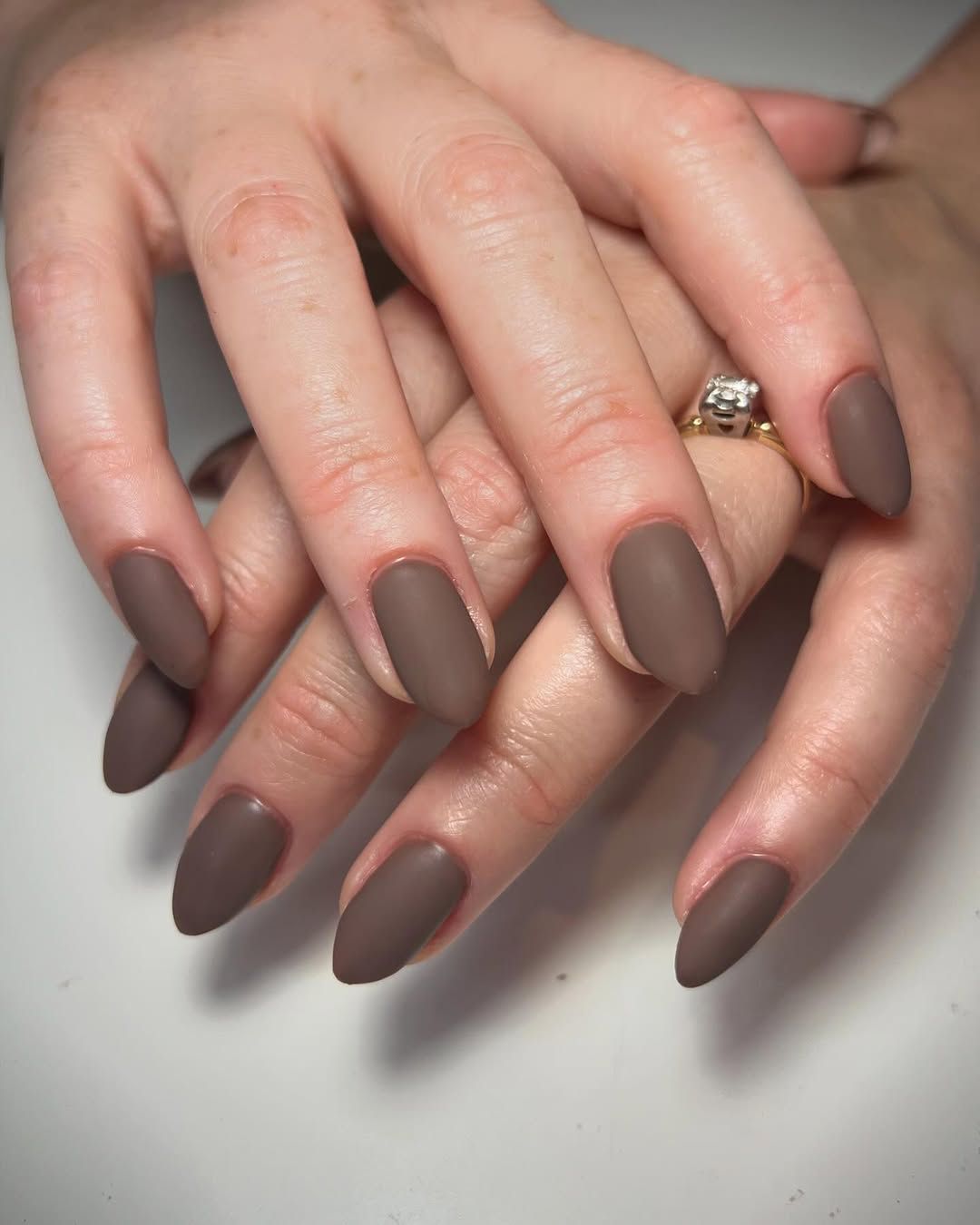 Solid Matte Medium Brown Oval Nails Solid Matte Medium Brown Oval Nails β Winter Matte Nails