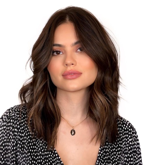 Collarbone Layered Lob With Face-Framing Collarbone Layered Lob With Face-Framing β Winter Haircuts for Square Faces