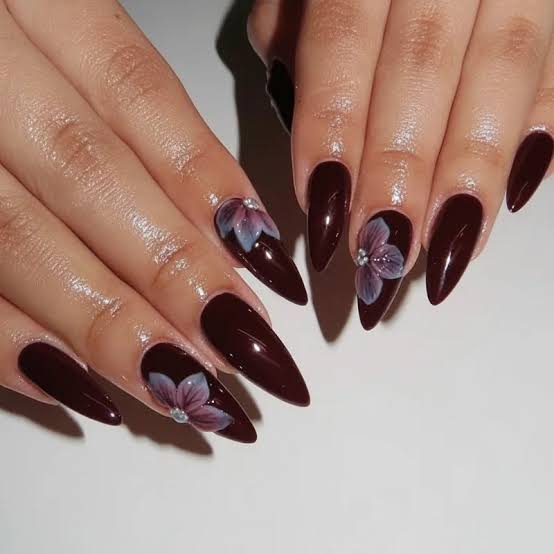 Elegant Evening Visual Idea Elegant Evening Visual Idea β Wine Christmas Nails 2026