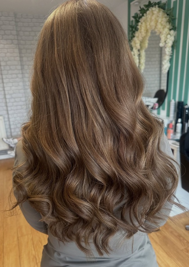 Ash Brown With Cool-Toned Highlights — Winter Hair Colors for Brown Eyes