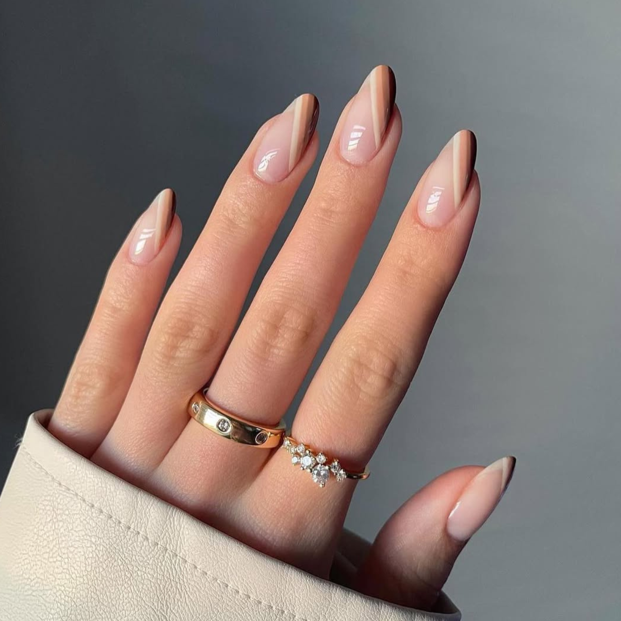 Medium Almond Subtle Brown French — Mocha Nails
