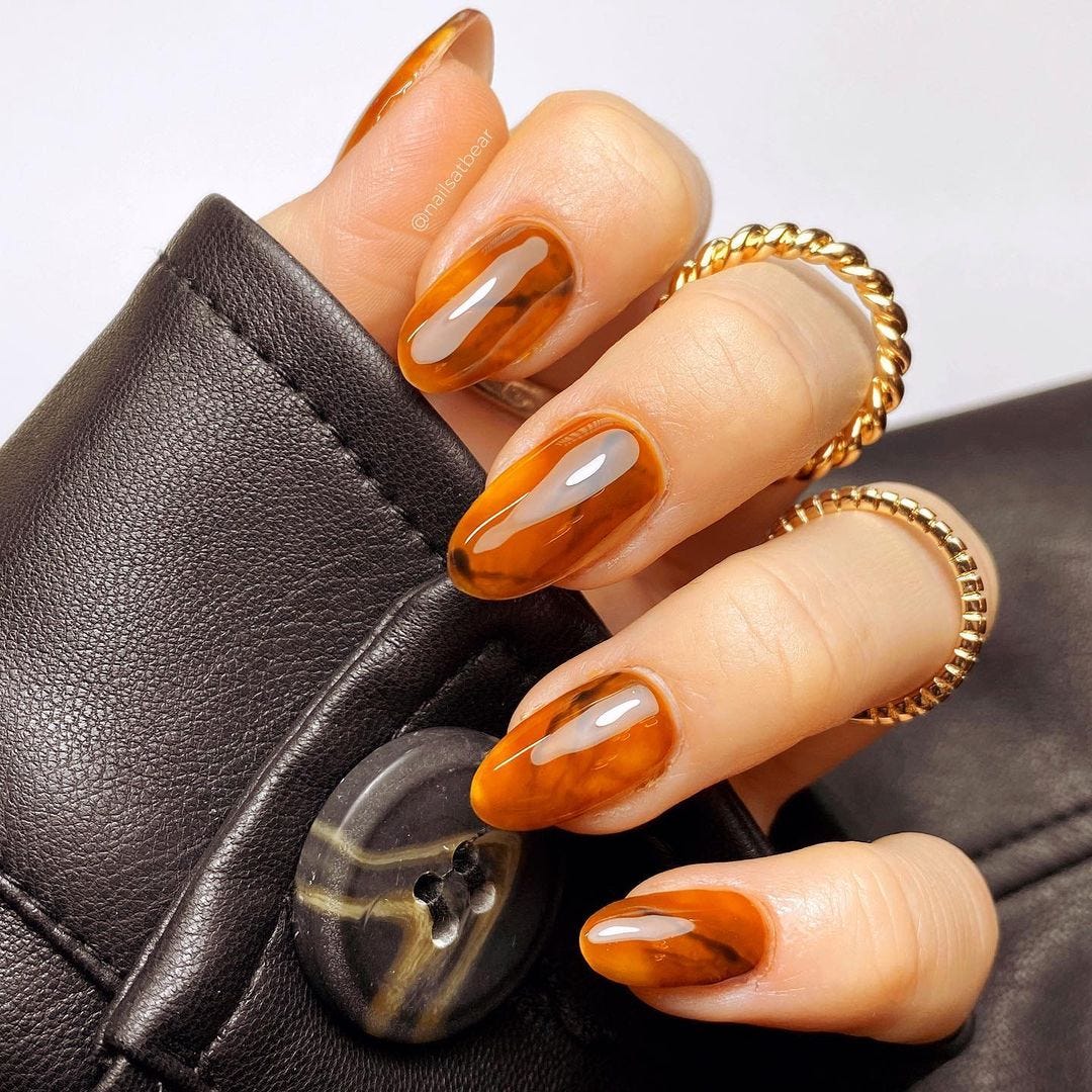 Autumn Winter Visual Idea — Winter Ombre Nails