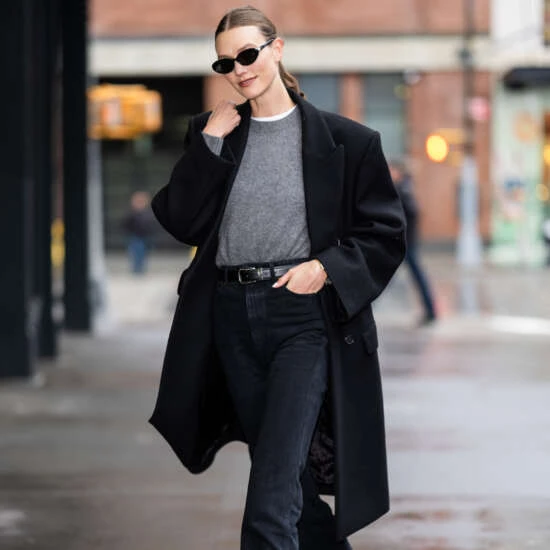 Black Oversized Wool Coat with Grey Sweater and Jeans Black Oversized Wool Coat with Grey Sweater and Jeans β Winter Work Outfits
