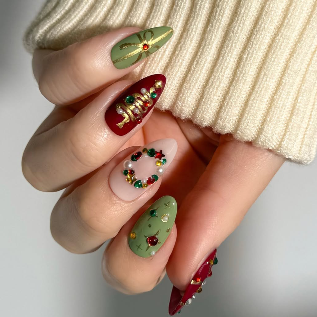 Glossy Visual Idea — Cozy Winter Nails