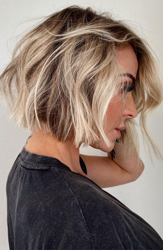 Textured Bob Dark Brown Blonde Blend — Winter Hair Colors for Short Hair