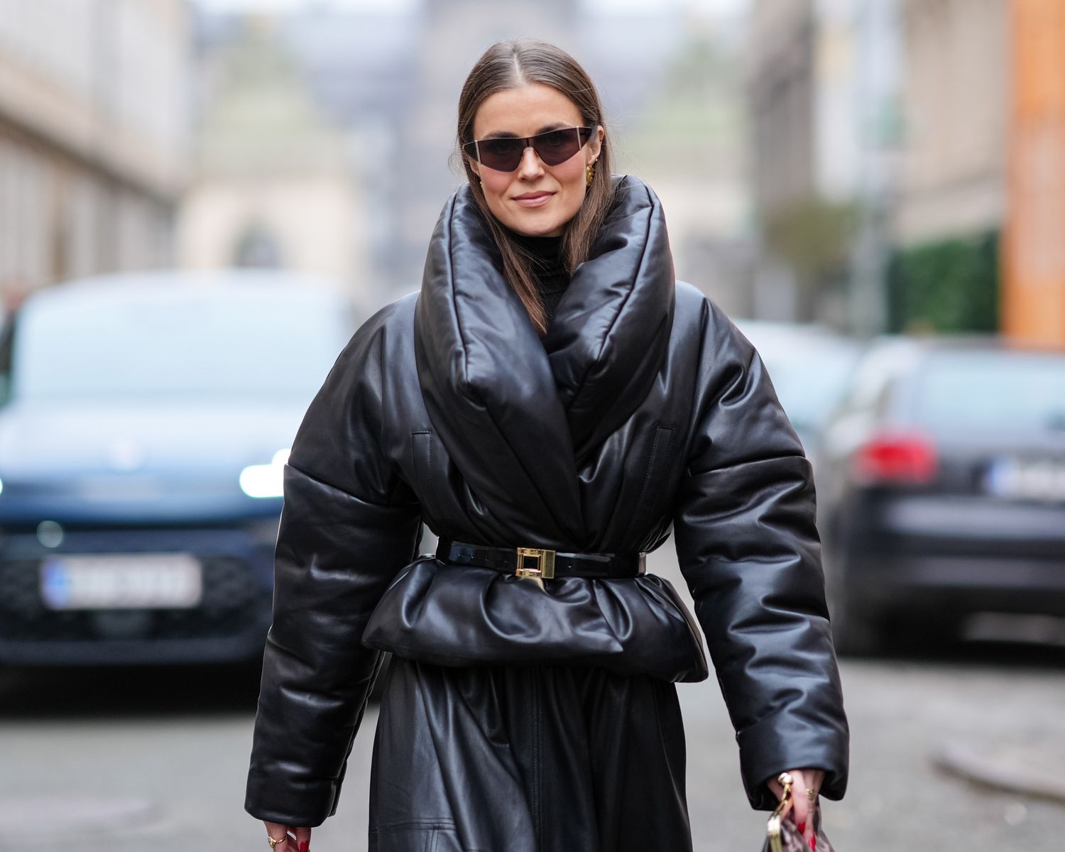 Dramatic Black Puffer Coat with Leather-Look Trousers Dramatic Black Puffer Coat with Leather-Look Trousers β Black Coat Outfits