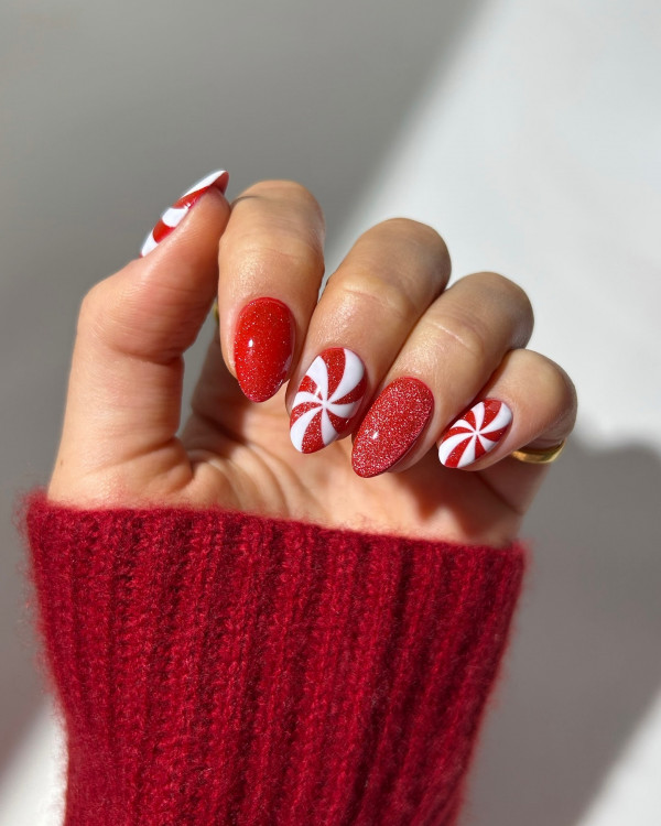Glossy With Glitter Red Glitter and Candy Cane Stripe Nails Glossy With Glitter Red Glitter and Candy Cane Stripe Nails β Medium Christmas Nails 2026