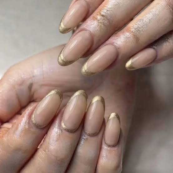 Shimmering Gold Glitter French Tip Almond Nails Shimmering Gold Glitter French Tip Almond Nails β NYE Nails 2027
