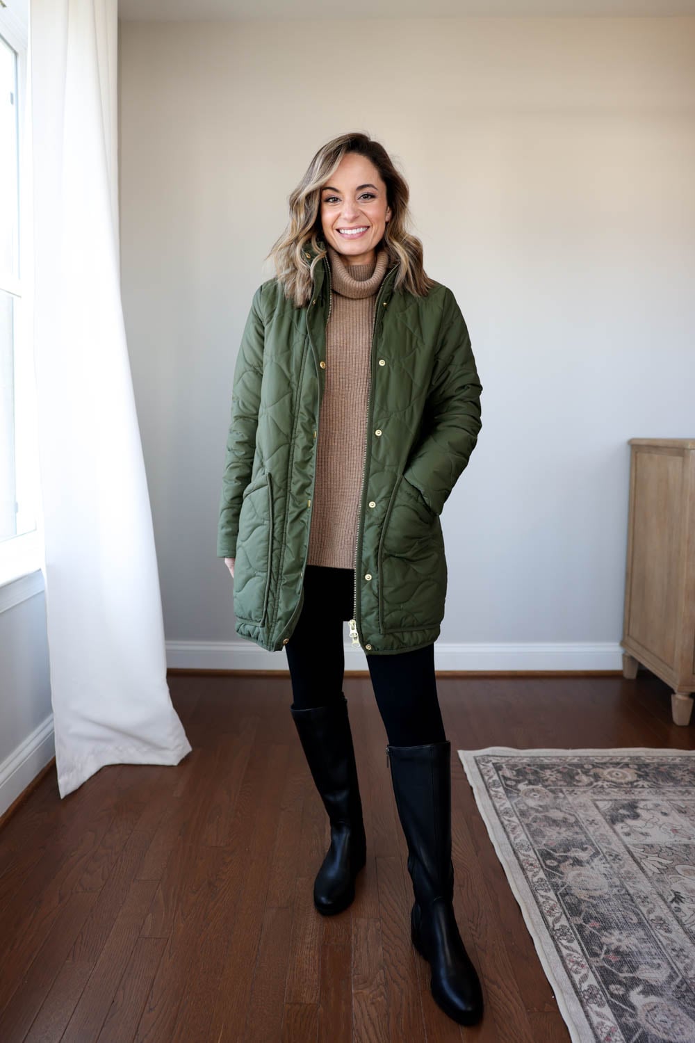 Quilted Warmth: Green Puffer Coat Over Turtleneck and Black Leggings Quilted Warmth: Green Puffer Coat Over Turtleneck and Black Leggings β Comfy Winter Outfits