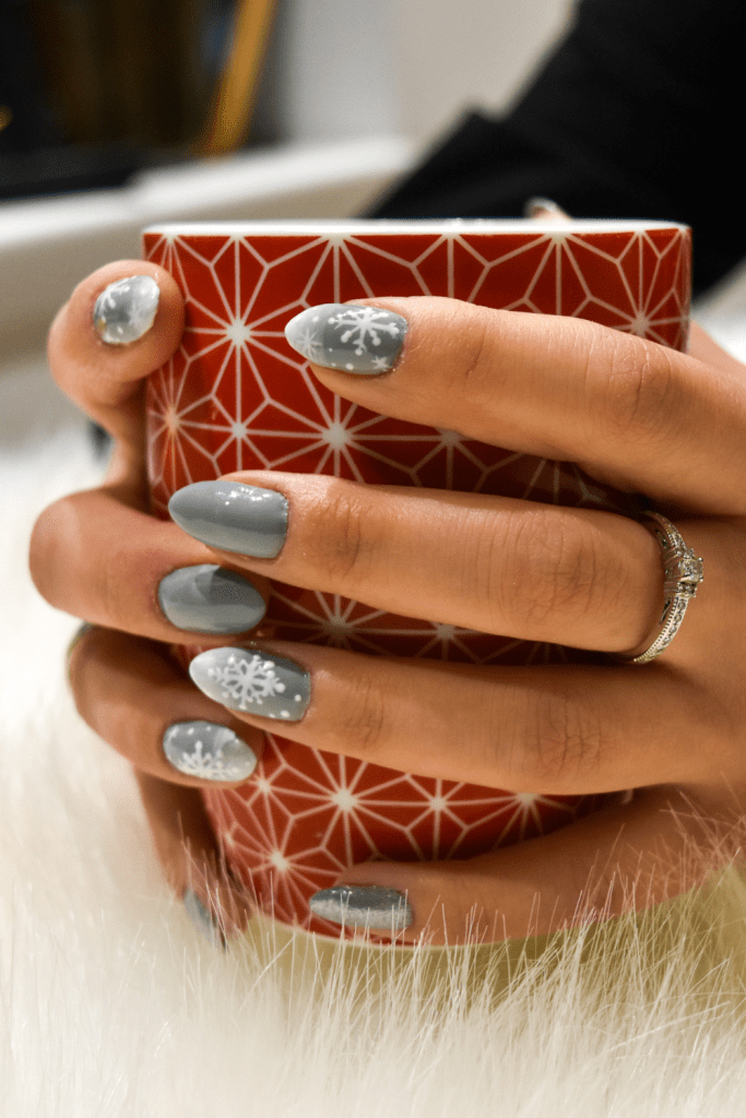 Long Stiletto Glitter French with Snowflakes — Winter Glitter Nails