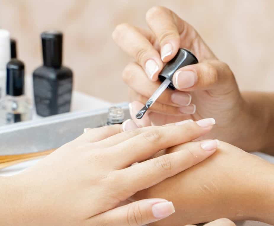 Opaque Off-White Glossy Short Square Nails — Short Winter Nails