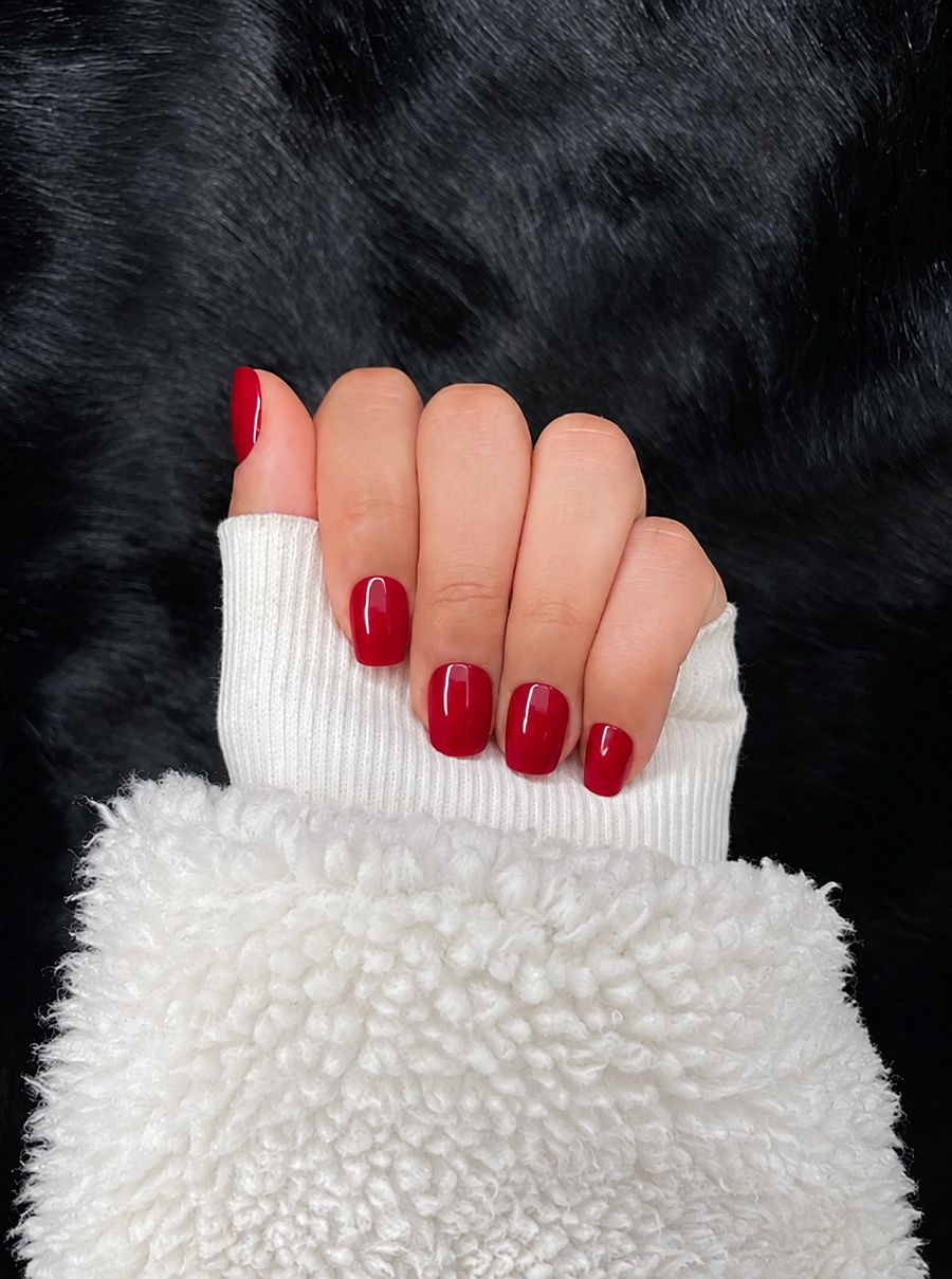 Vibrant Cherry Red Glossy Nails Vibrant Cherry Red Glossy Nails β Short Winter Square Nails