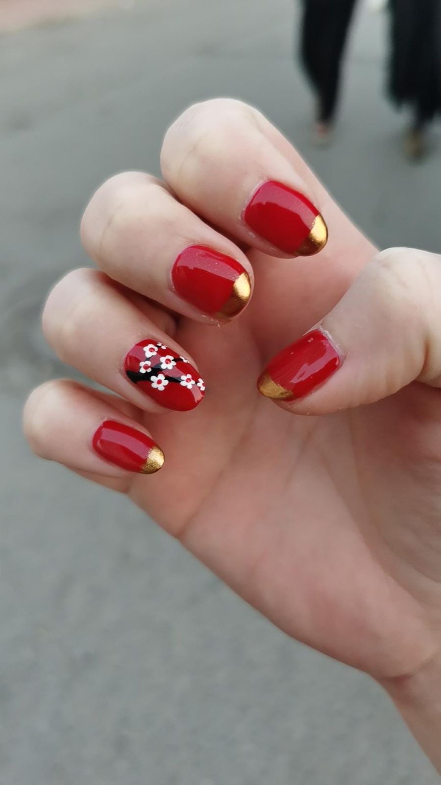 The Single Detail A Reader Notices First Visual Idea The Single Detail A Reader Notices First Visual Idea β New Years Nails 2027