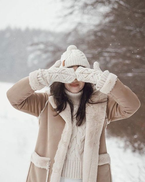 Shearling Coat and Knitwear: Ultimate Cozy Winter Warmth — Europe Winter Outfits