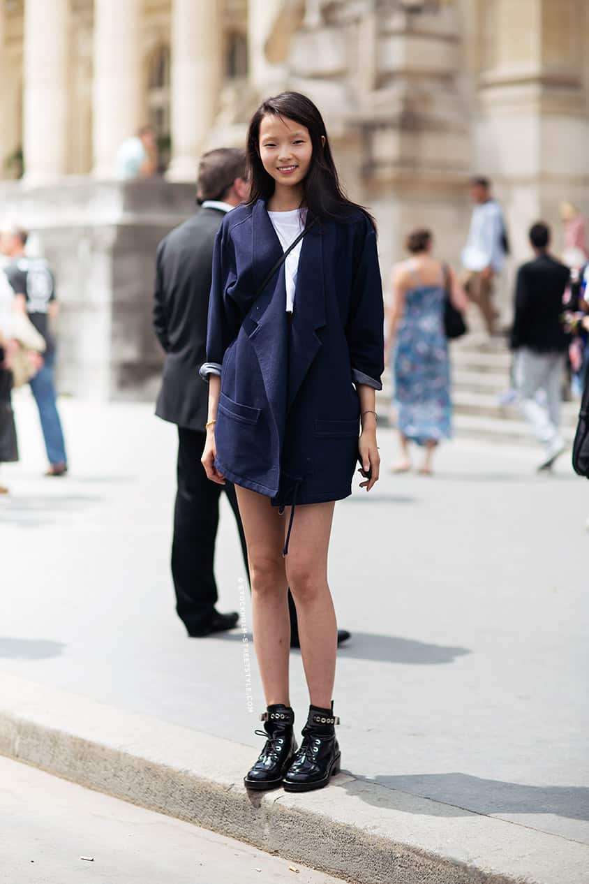Modern Chic: Navy Blazer, White Tee, and Patent Buckle Boots Modern Chic: Navy Blazer, White Tee, and Patent Buckle Boots β Ankle Boots Outfits