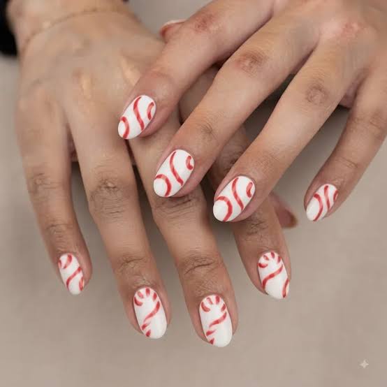 White Red Candy Cane Oval Nails White Red Candy Cane Oval Nails β Simple Short Christmas Nails 2026