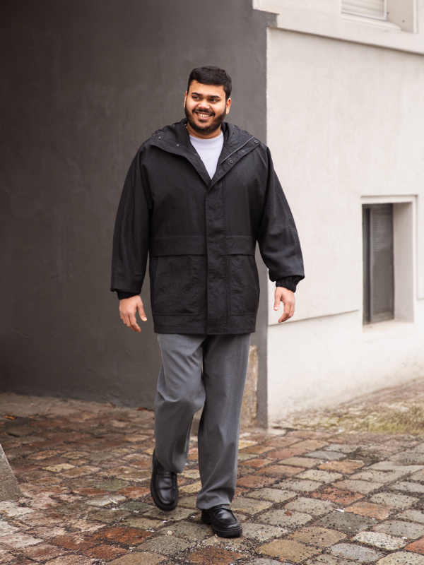 Black Sneakers Parka Styling Variation Black Sneakers Parka Styling Variation β Parka Outfits