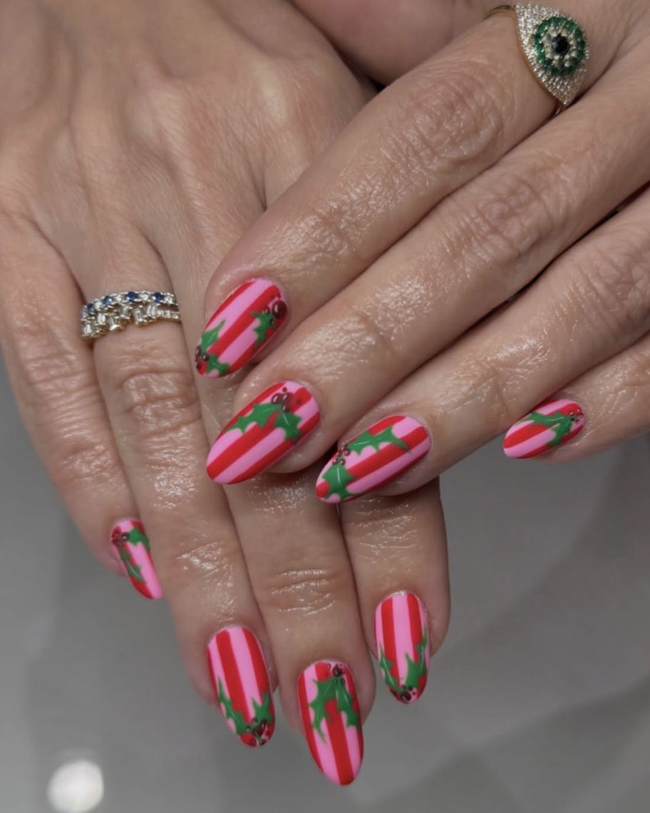 Red Pink Green Visual Idea Red Pink Green Visual Idea β Christmas Nails for Teens 2026