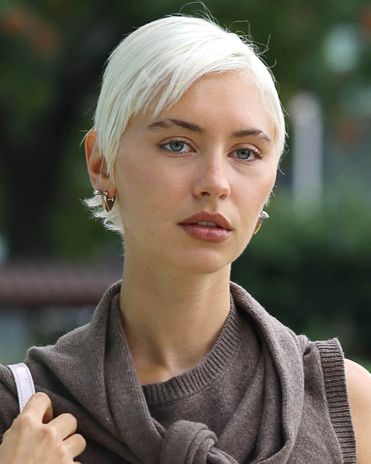 Platinum Textured Short Pixie Cut — Winter Hair Colors for Blondes