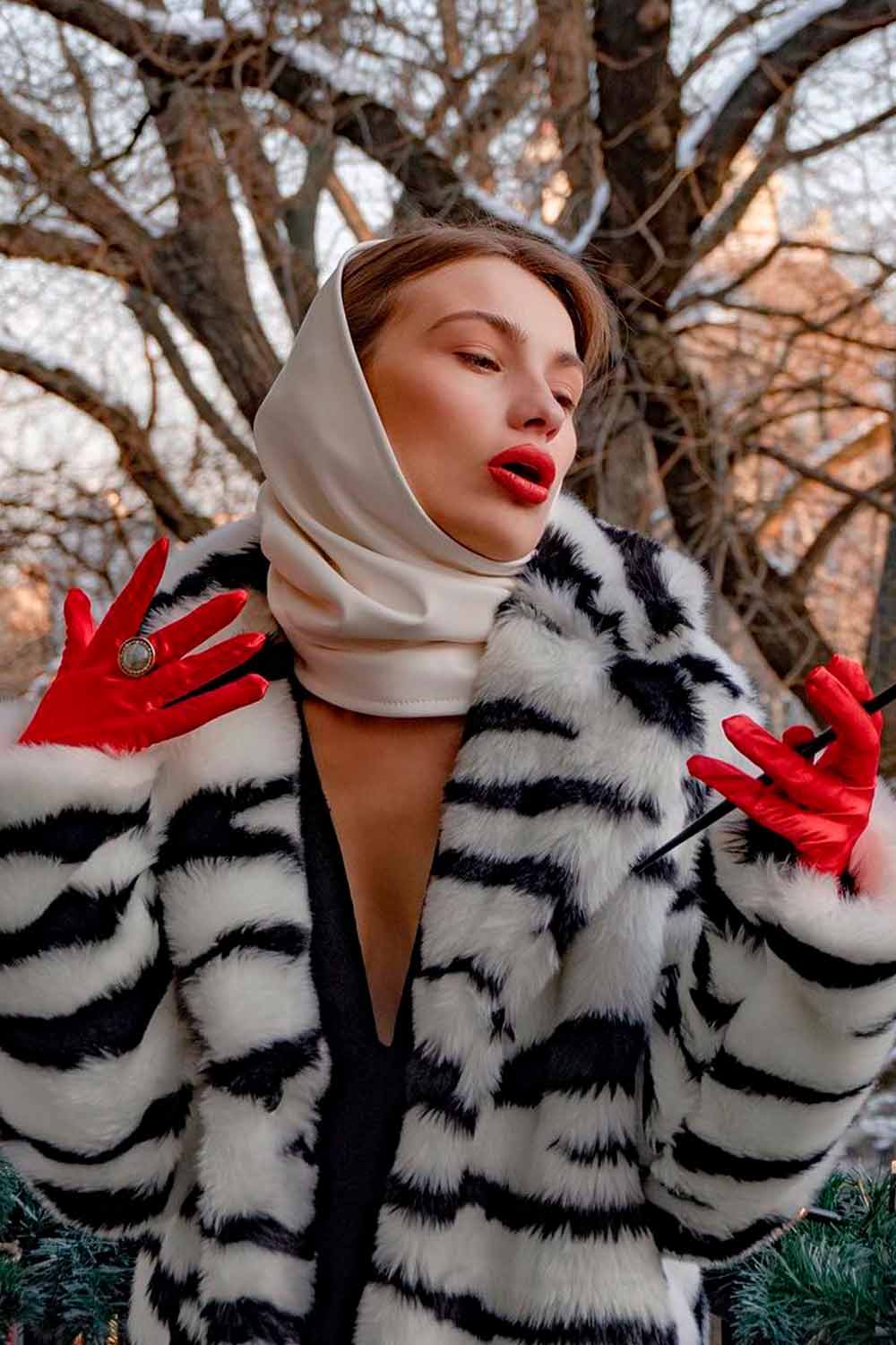 Ear Visual Idea Ear Visual Idea β Winter Hairstyles with Scarf