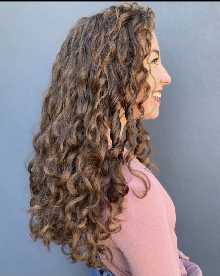 Mid-Back Layers With Brunette Highlights — Winter Haircuts for Curly Hair