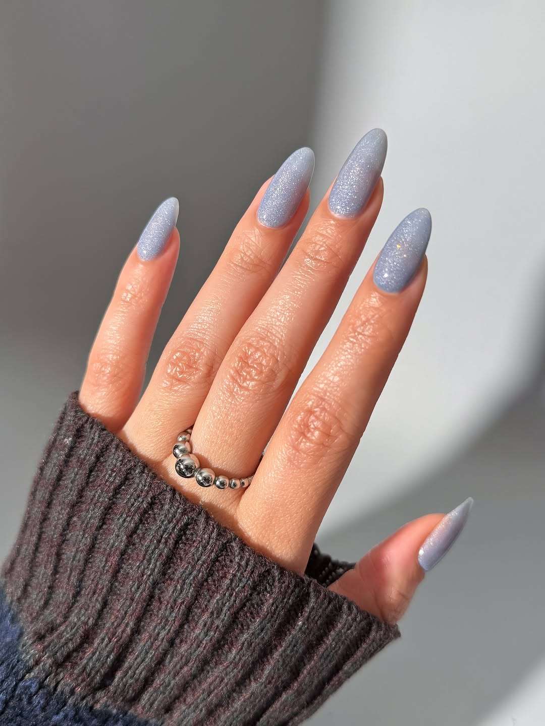 Long Stiletto Icy Blue Shimmer Long Stiletto Icy Blue Shimmer β Winter Nail Art Simple
