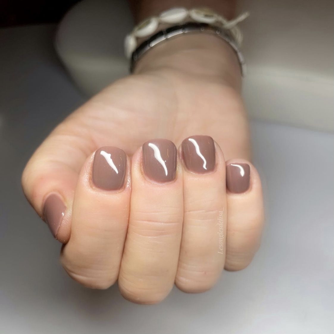 Opaque Taupe Brown Glossy Short Square Nails — Short Winter Nails