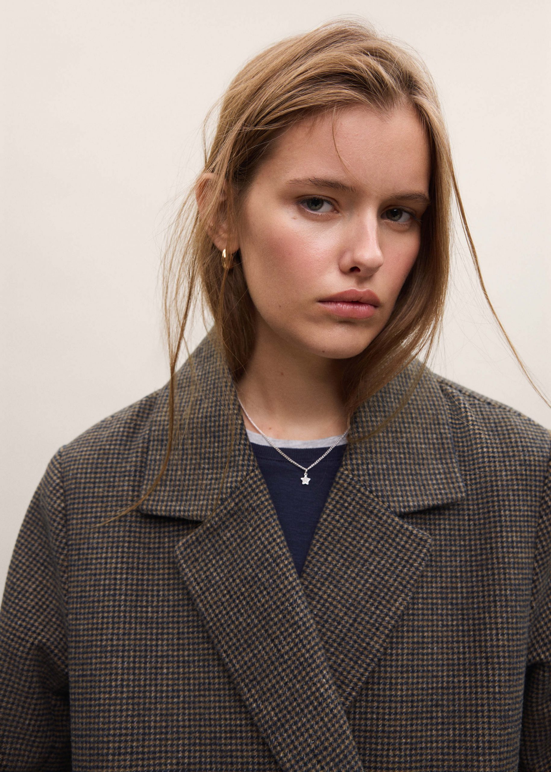 Checked Blazer with Crewneck Sweater for Smart Casual — Winter College Outfits