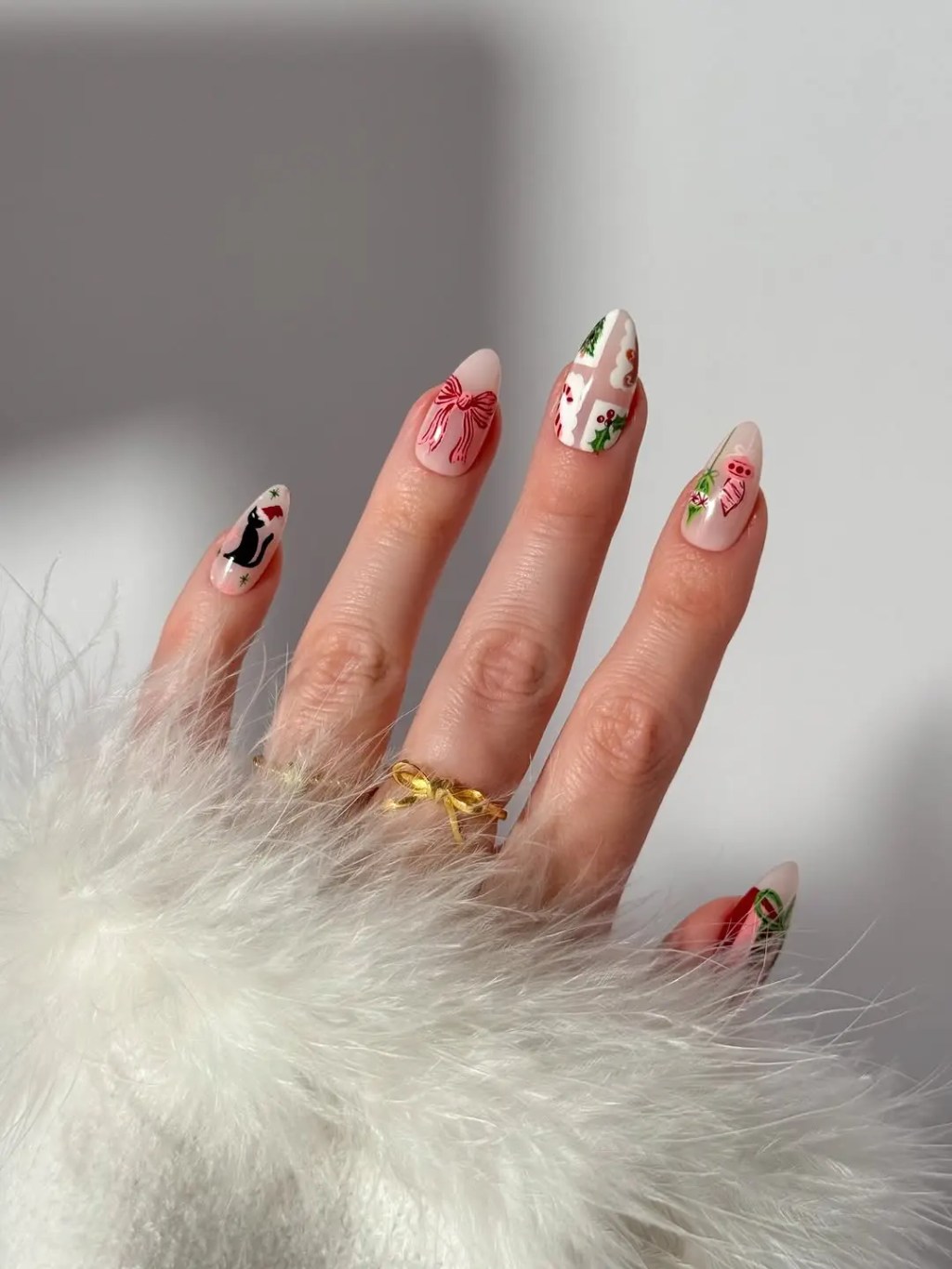Whimsical Christmas Character Medley Nails Whimsical Christmas Character Medley Nails β Christmas Gel X Nails 2026