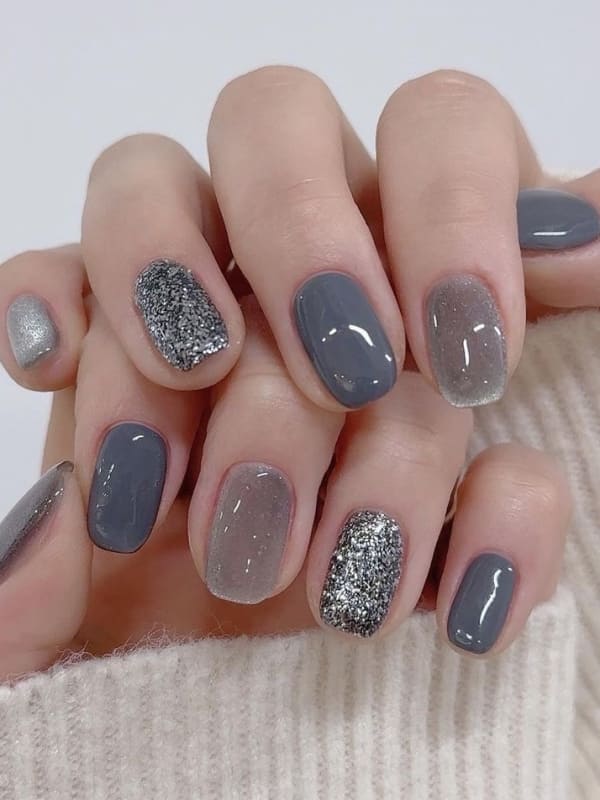Mixed Gray Shades with Silver Glitter — Winter Gray Nails