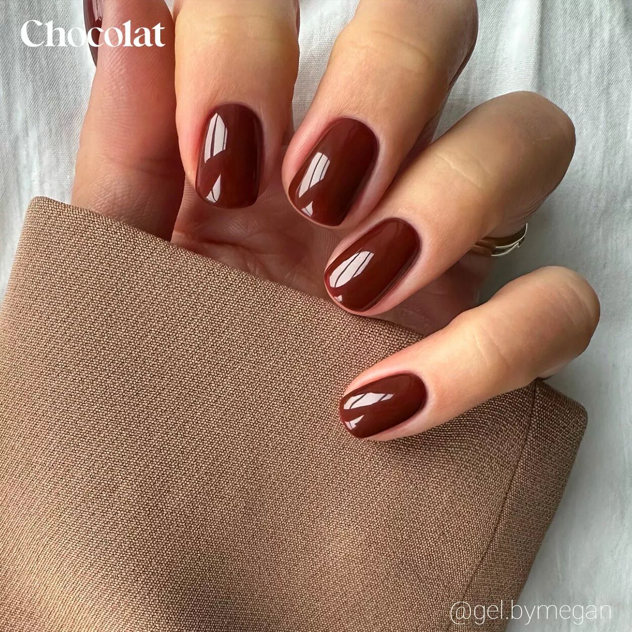 Deep Chocolate Glossy Oval Nails — Aesthetic Winter Nails