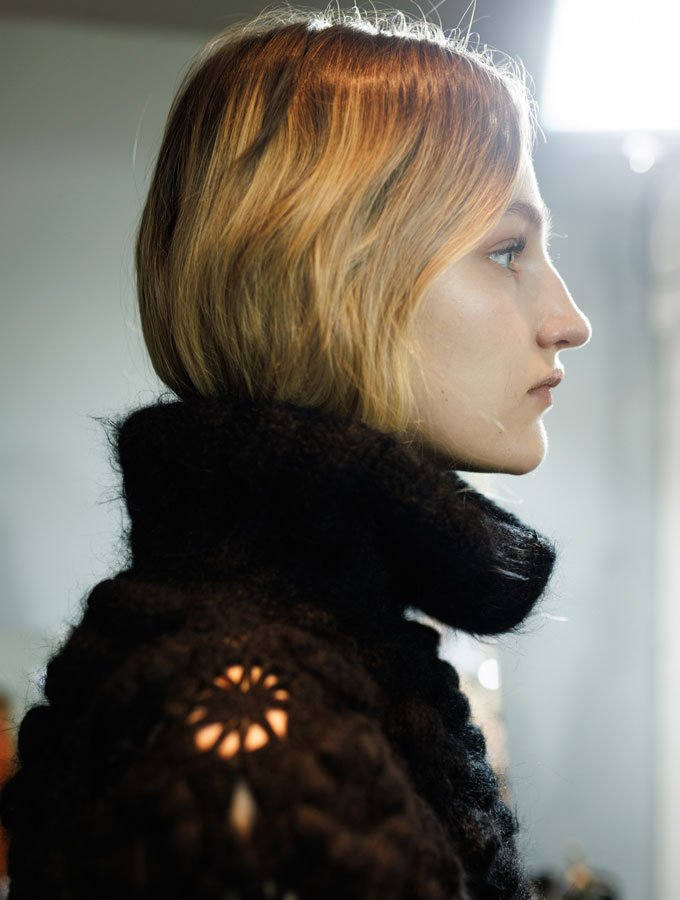 Dark Brown Bob with Blonde Highlights Blowout Dark Brown Bob with Blonde Highlights Blowout β Winter Haircuts for Women