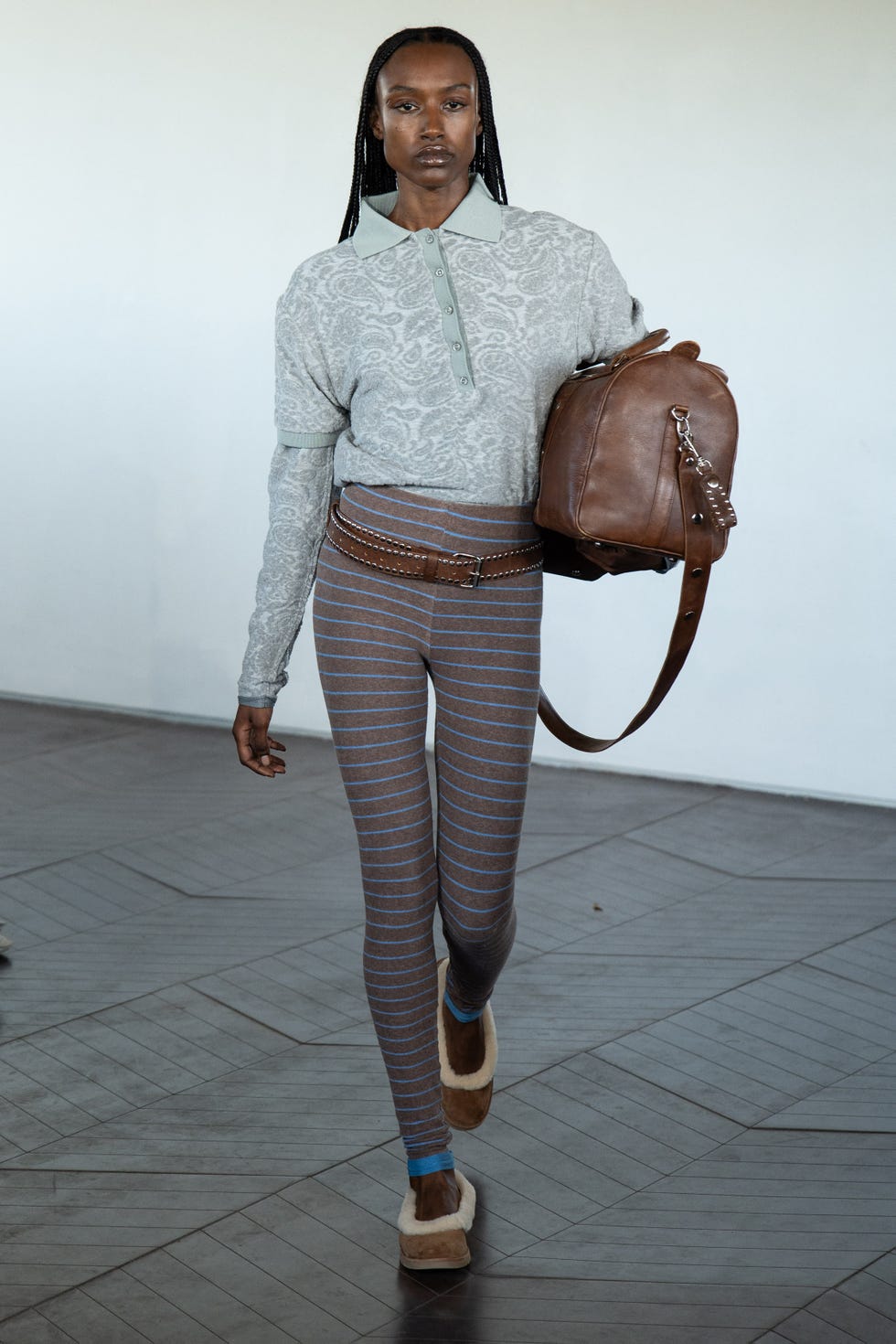 Striped Leggings and Ugg Slippers for Casual Comfort — Ugg Boots Outfits