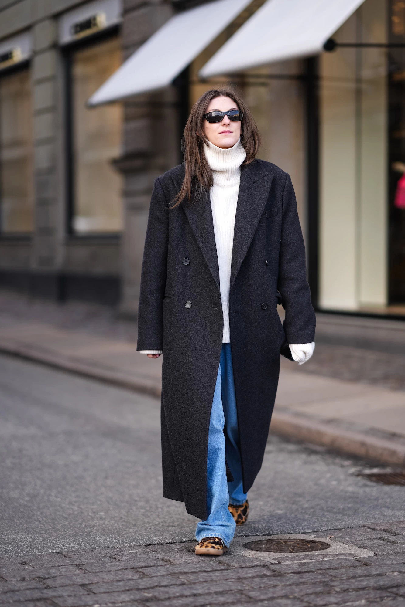 Chic Charcoal Coat Over White Turtleneck and Jeans Chic Charcoal Coat Over White Turtleneck and Jeans β Winter Business Casual Outfits