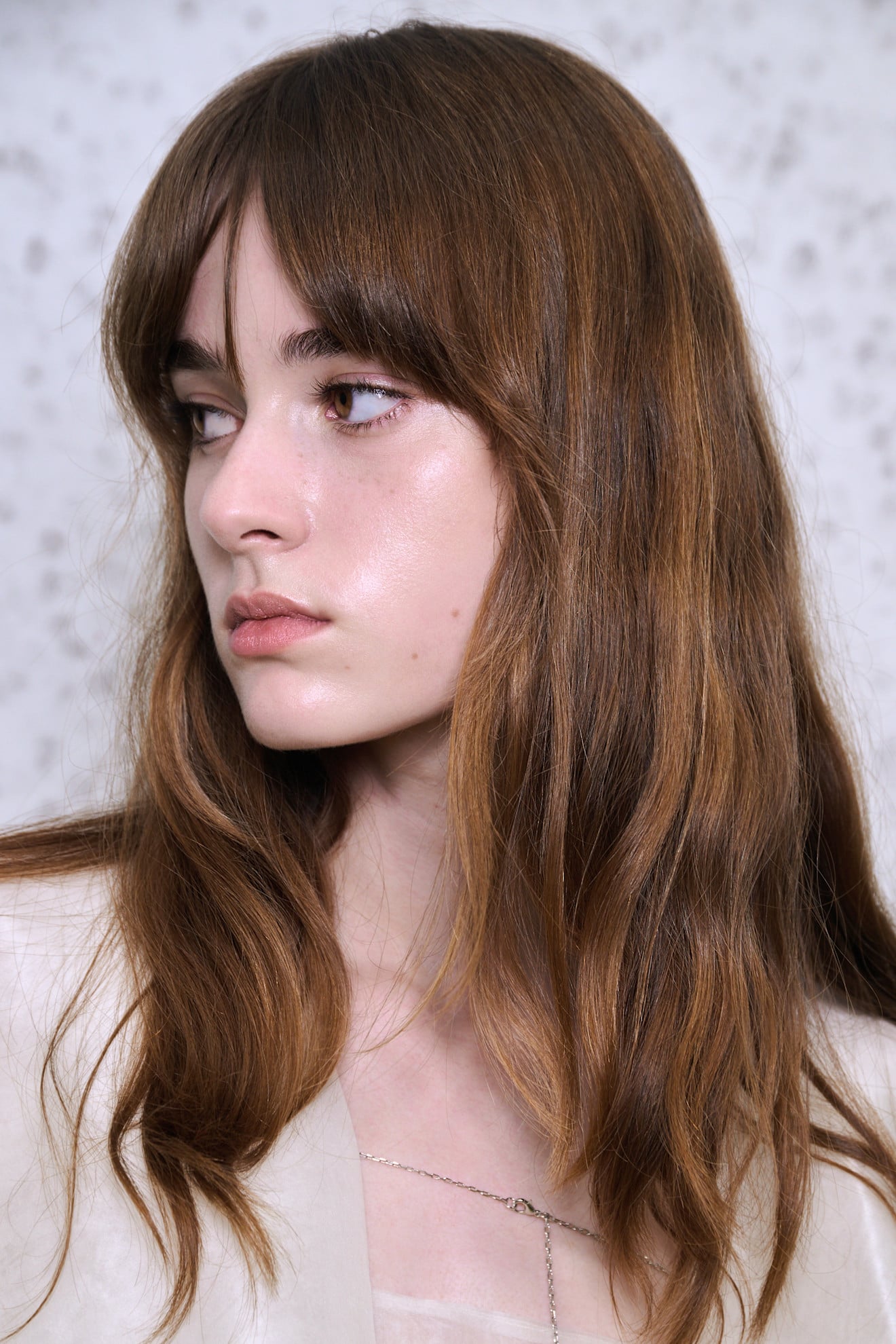 Chin Length Lob With Sharp Bangs — Winter Haircuts with Curtain Bangs