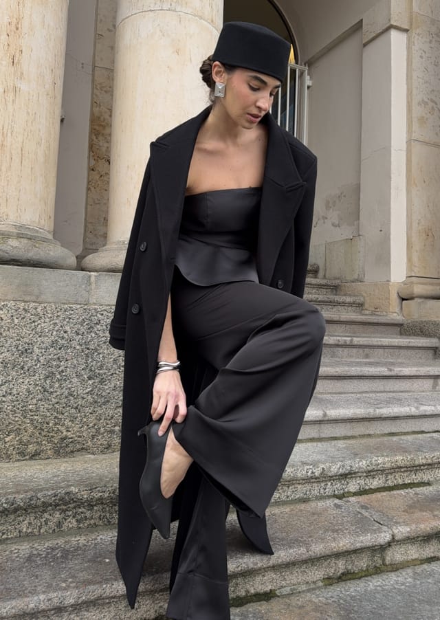 Formal Black Coat with Satin Separates and Heels Formal Black Coat with Satin Separates and Heels β Black Coat Outfits