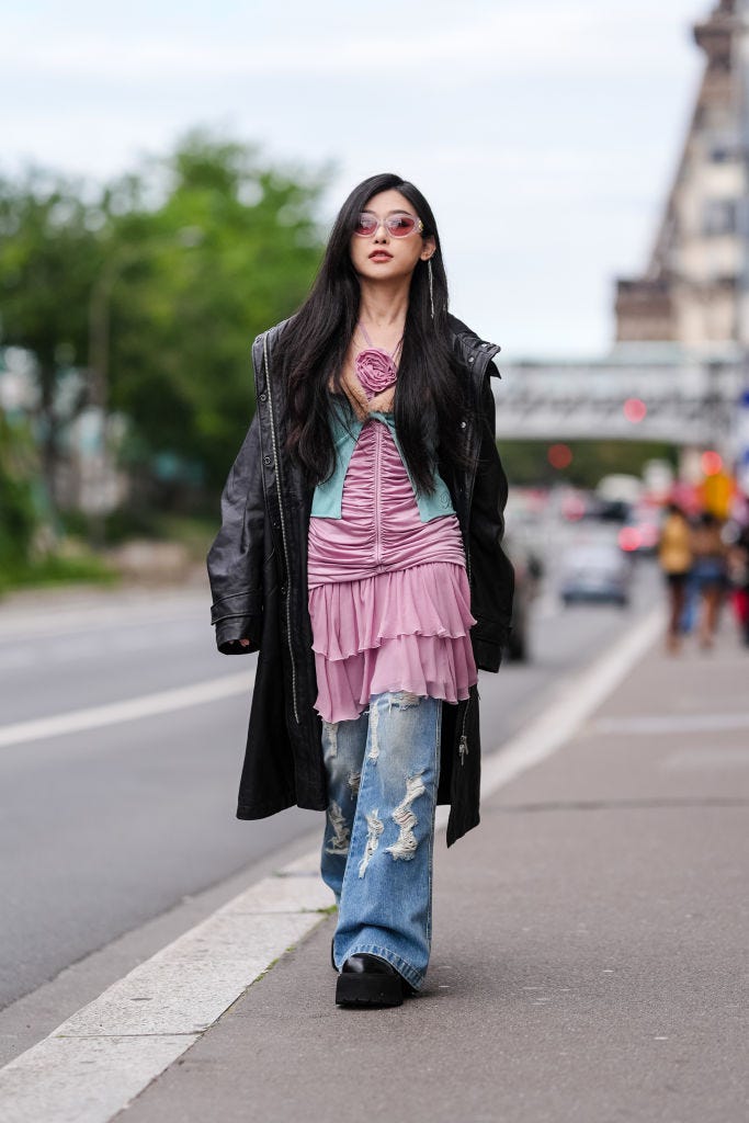 Leather Trench Coat with Ruched Top and Distressed Denim Leather Trench Coat with Ruched Top and Distressed Denim β Y2K Winter Outfits