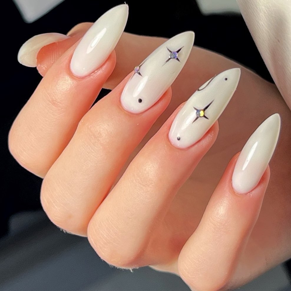 Celestial Off-White Stilettos — Winter White Nails