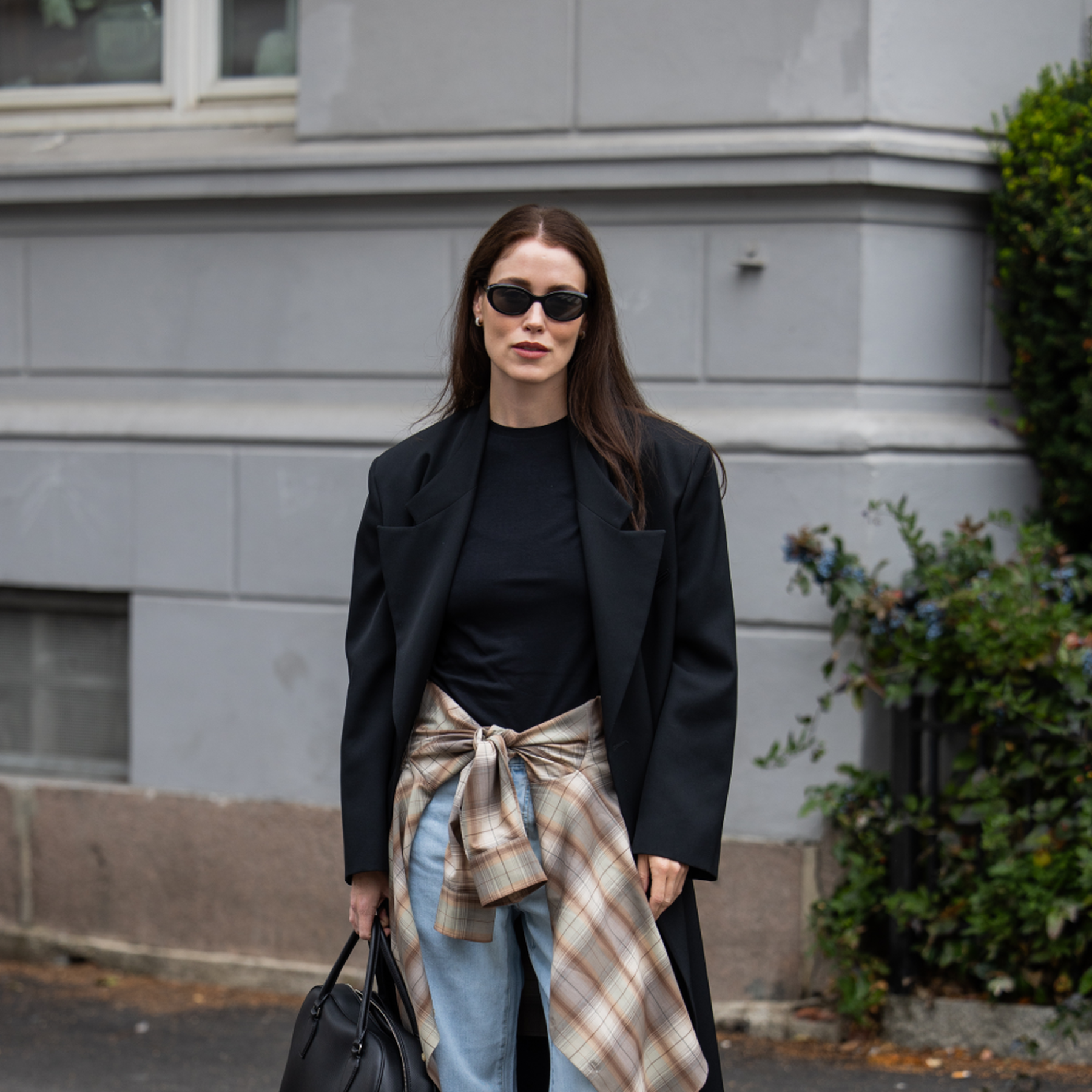 Effortless Oversized Blazer Layering with a Casual Edge — Winter Layering Outfits