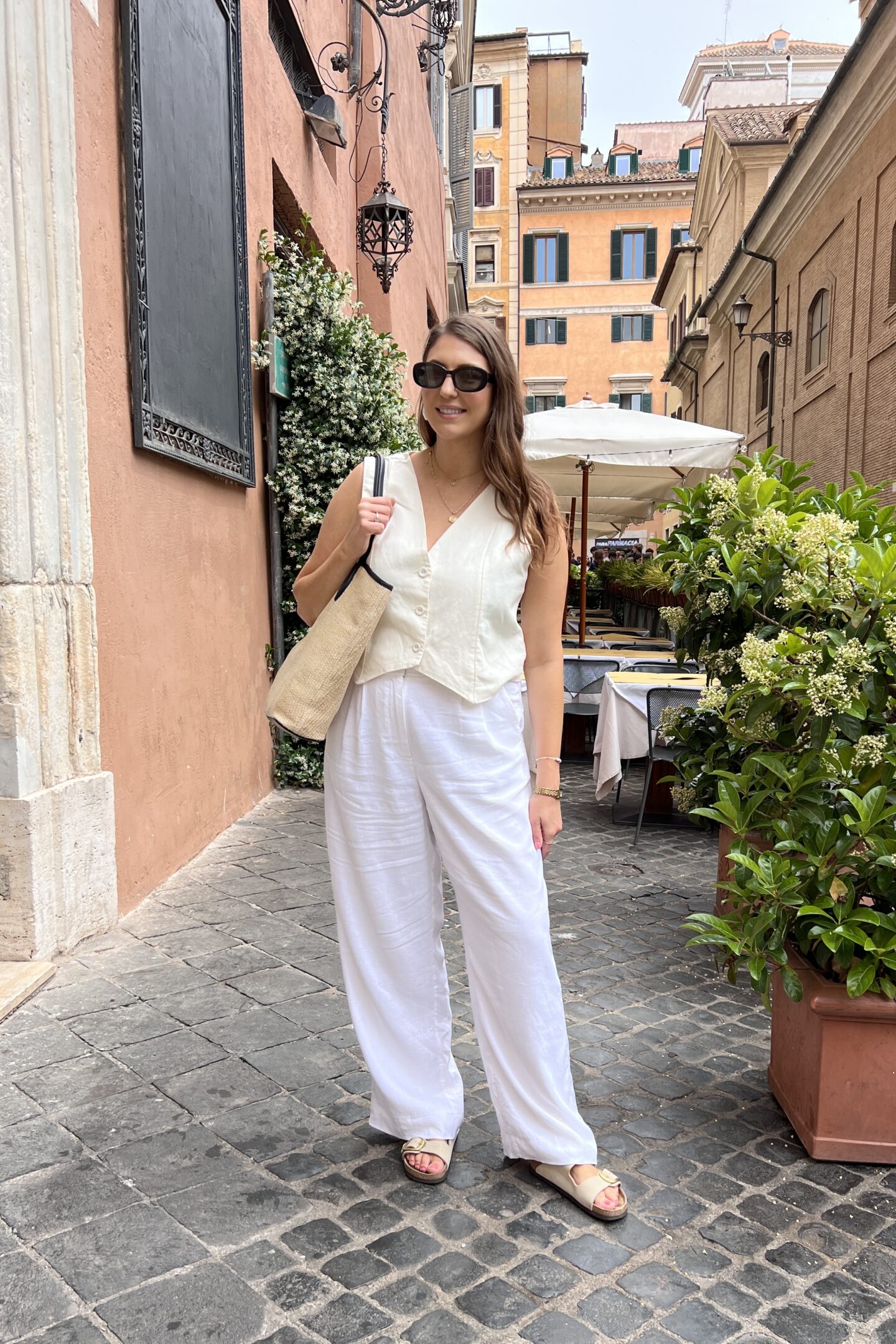 White Linen Vest and Matching Wide-Leg Pants — Italy Winter Outfits