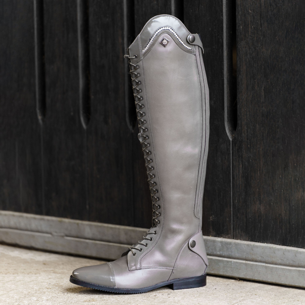 Lace-Up Detail: Grey Riding Boots with Cap Toe Lace-Up Detail: Grey Riding Boots with Cap Toe β Riding Boots Outfits