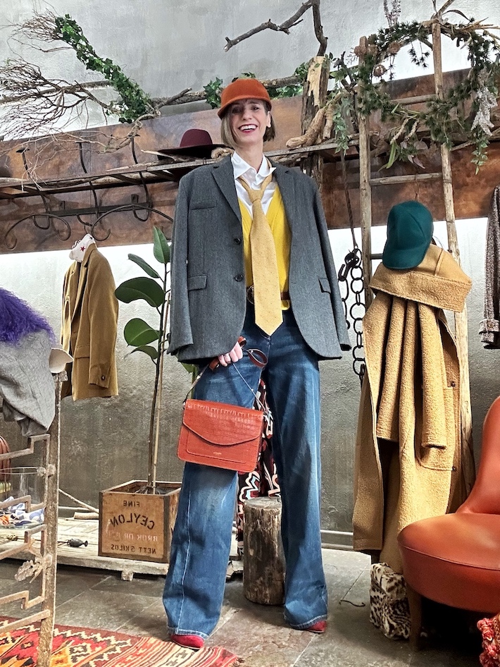 Bold Mix: Grey Blazer, Yellow Tie, and Red Heels Bold Mix: Grey Blazer, Yellow Tie, and Red Heels β Winter Outfits for Women Over 40