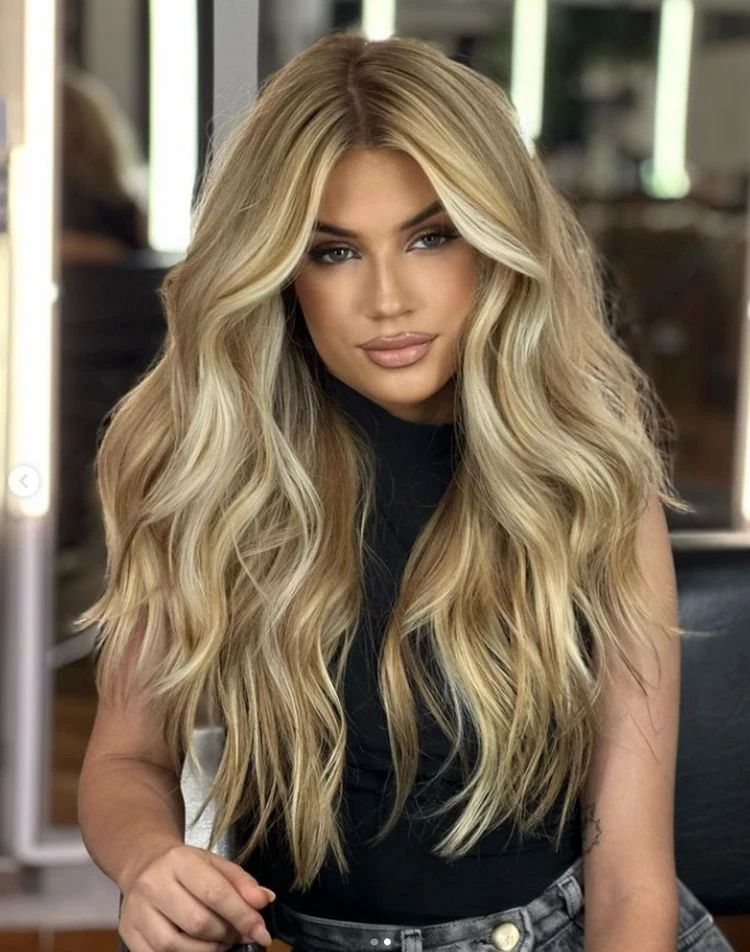 Subtle Beige Blonde with Babylights — Winter Hair Colors for Pale Skin