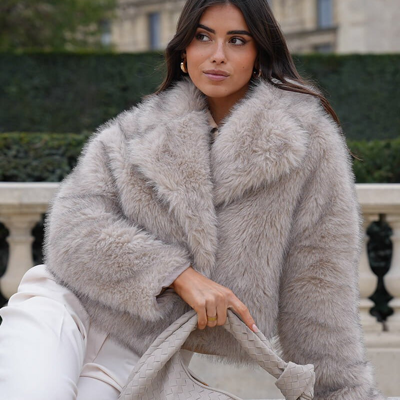Light Grey Cropped Faux Fur Jacket: Casual Layering — Faux Fur Coat Outfits