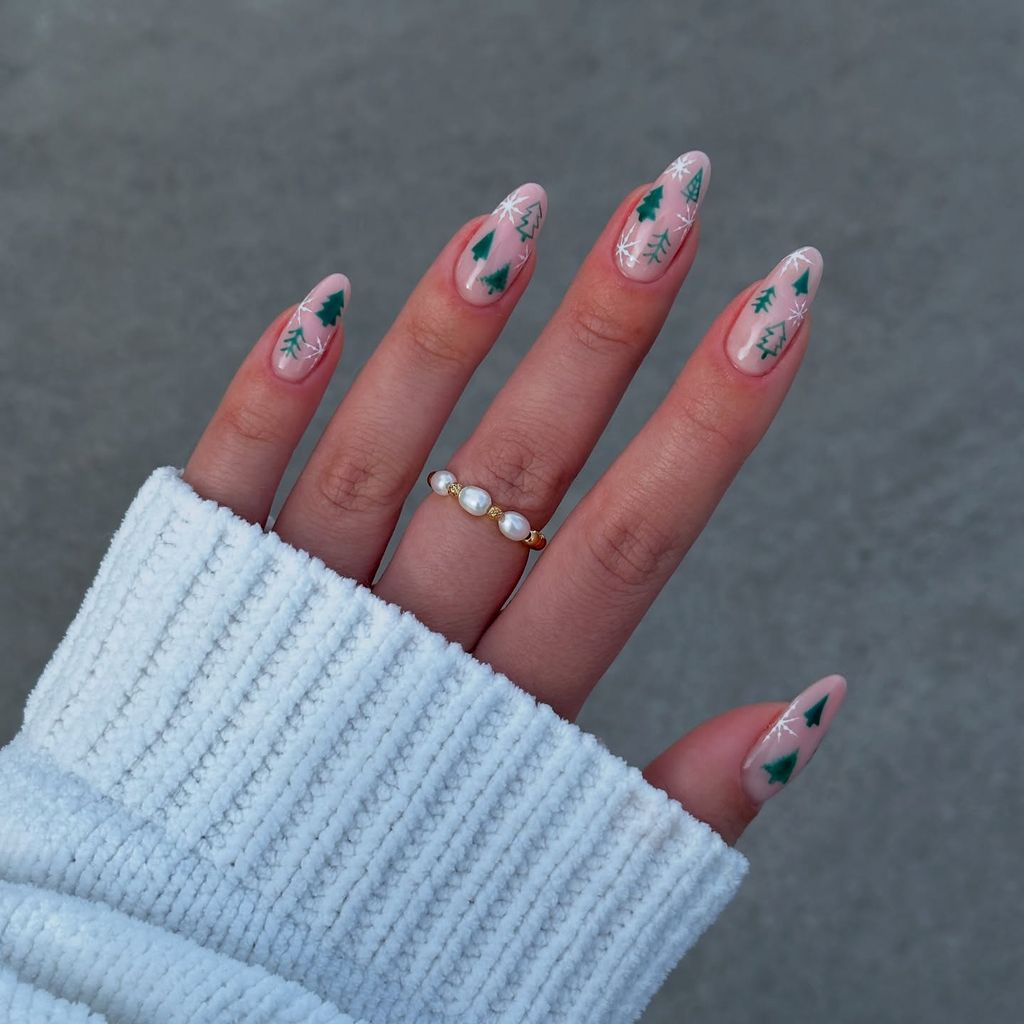 Pink Christmas Tree Snowflake Nails — Aesthetic Winter Nails