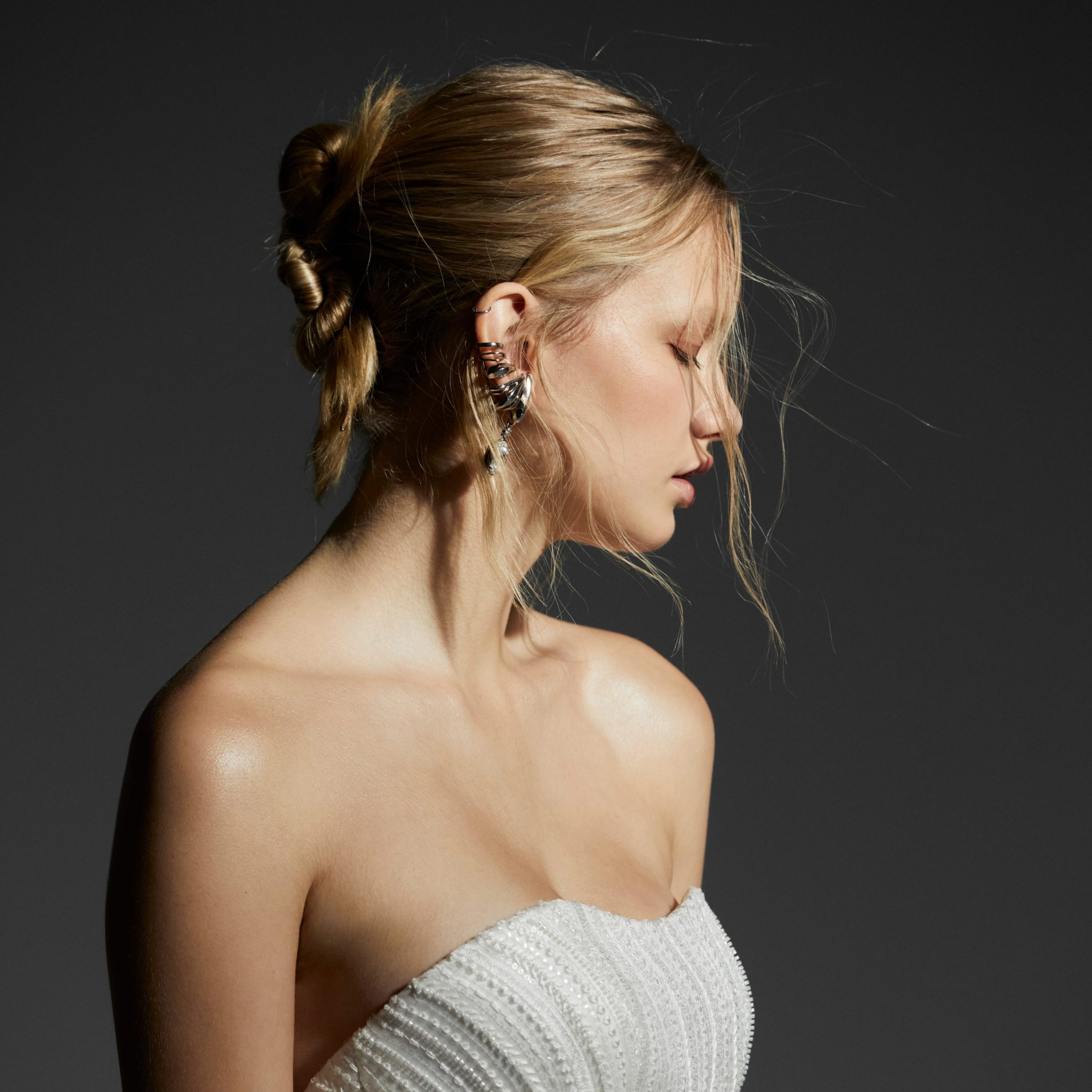 Ash Blonde Visual Idea — Winter Wedding Hairstyles