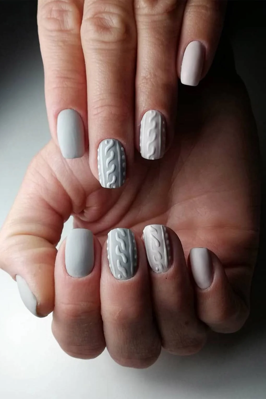 Matte Cable Knit Texture Nails — Winter Nail Art